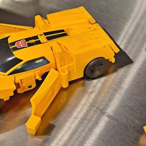 Image Of Transformers EarthSpark Bumblebee  (6 of 17)